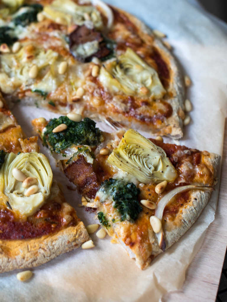 pizza med artisjokk og spinat